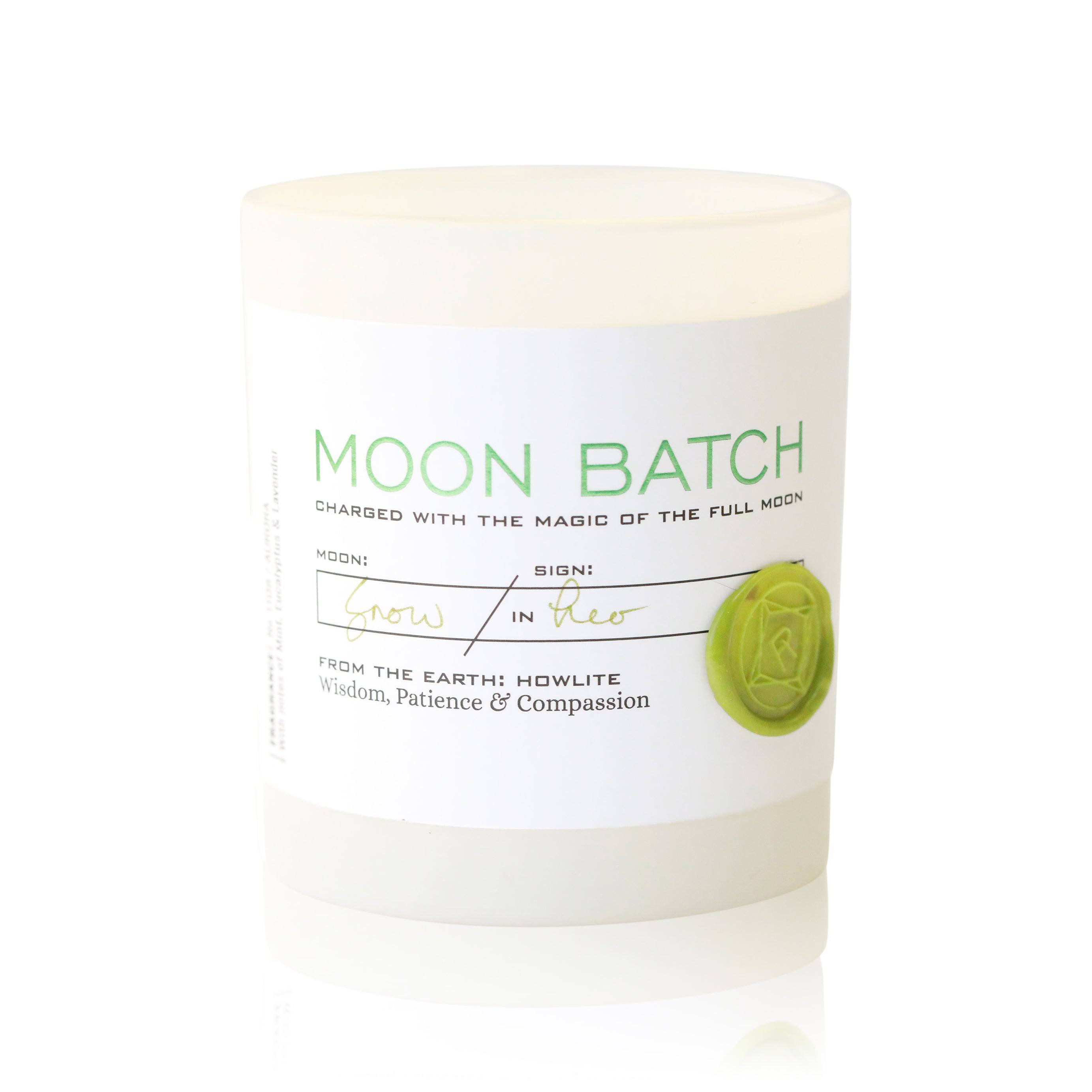 https://www.gildedwitch.com/cdn/shop/products/ritual-provisions-candles-default-title-aurora-candle-mint-eucalyptus-37449209053398.jpg?v=1681333718